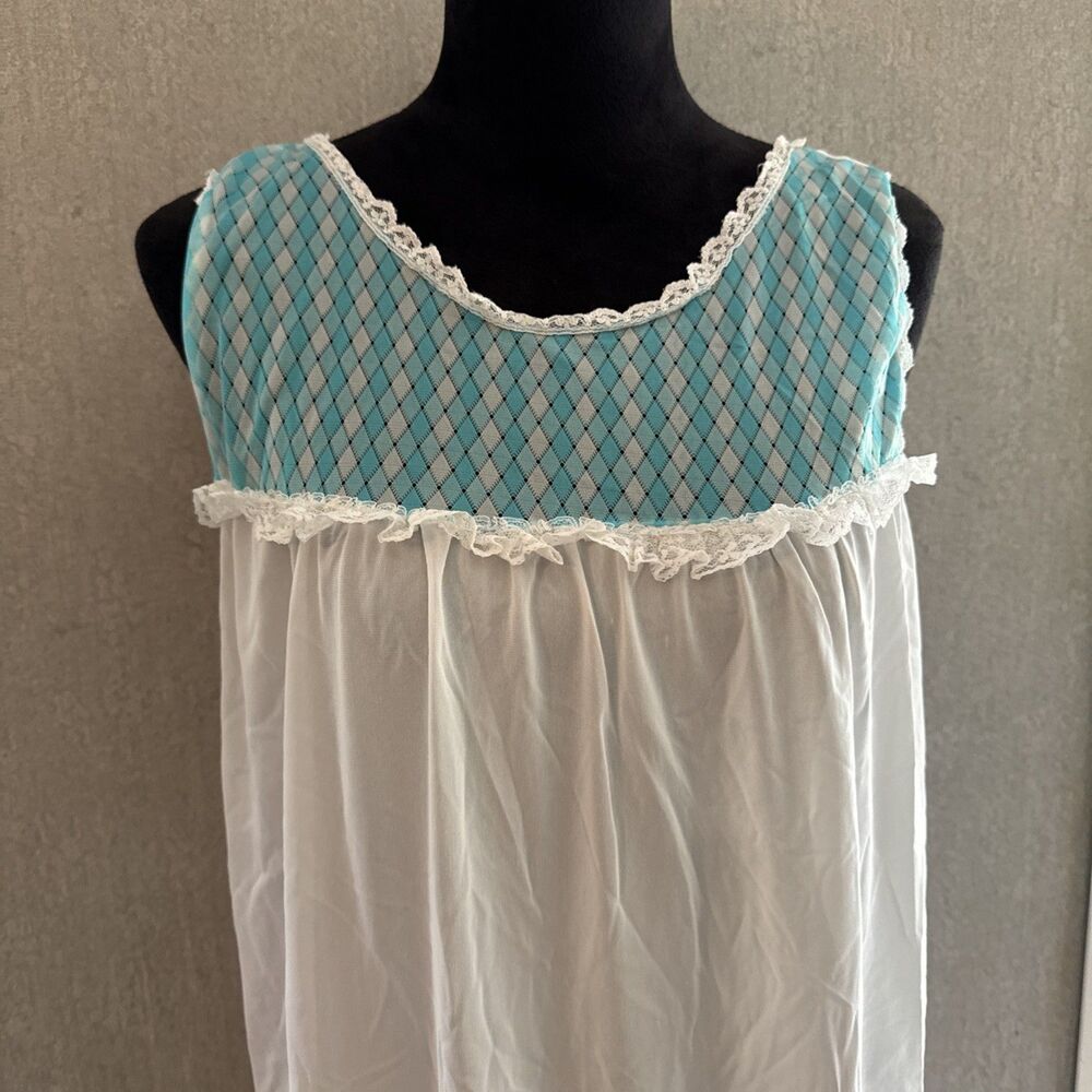Vintage 60s Sleeveless Nightgown White Turquoise Basketweave Babydoll